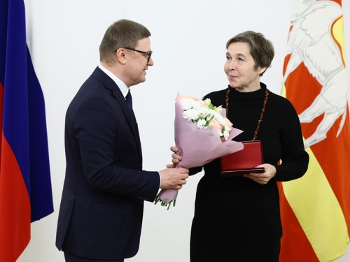 Поздравляем Марианну Тарасову с присвоением почетного звания